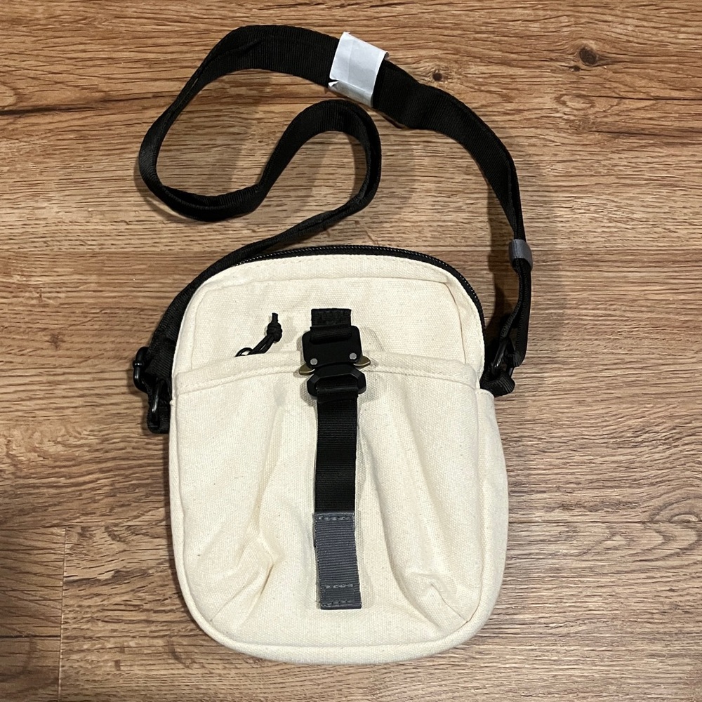 NEW UO Washed Canvas Crossbody Pouch Unisex Ivory/Black